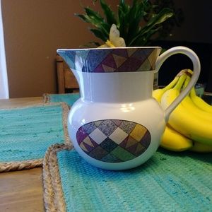 STUDIO NOVA 60 oz pitcher